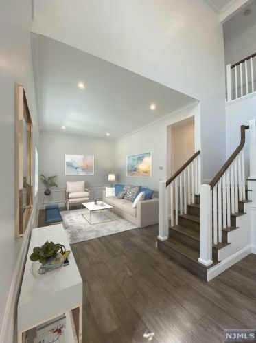 73 Merritt Ave, Cresskill NJ  07626-2419 exterior