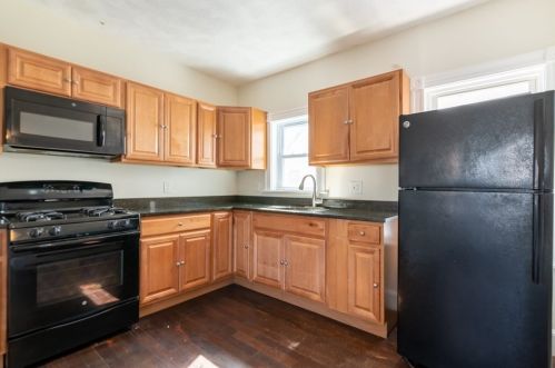 179 Shute St, Everett MA 02149-3133 exterior