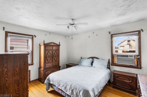 30 Mary St, Belleville NJ 07109-2363 exterior