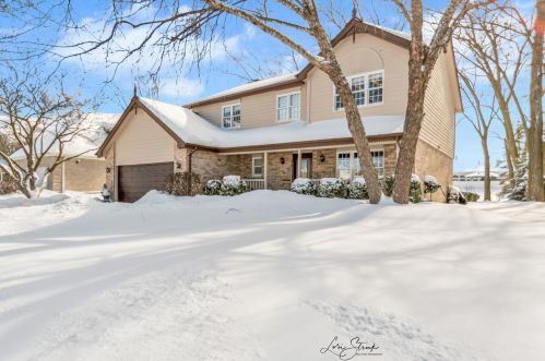 14 Meagan Ln, Lemont IL 60439-4496 exterior