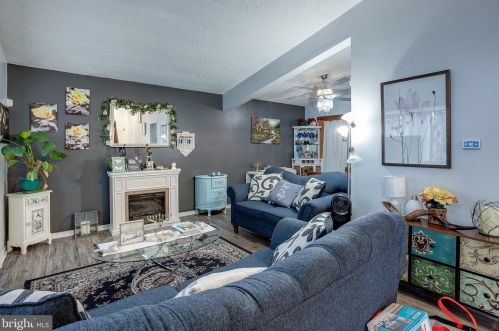 180 Sacramento Ct, West Deptford NJ  08051-1361 exterior