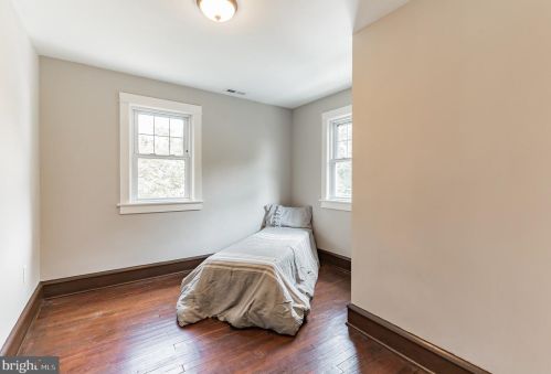 602 Salem Ave, West Deptford NJ  08096-3118 exterior