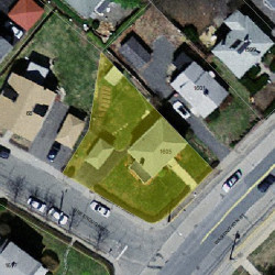 1605 Washington St, Newton MA 02465-2222 aerial view