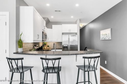 42 Kyle Dr, Tinton Falls NJ  07712-7536 exterior