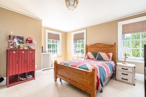 15 Mansion Dr, Topsfield MA 01983-1109 exterior