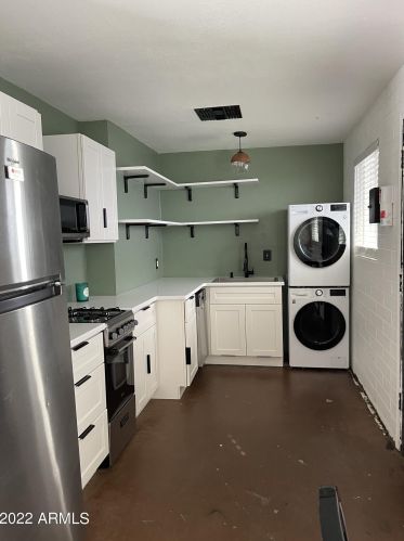 733 Coolidge St, Phoenix AZ 85015-4009 exterior