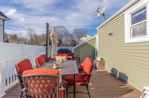 161 County St, Seekonk MA 02771-5629 exterior