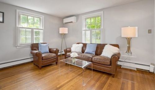 8 Merrymount Rd, Hingham MA 02043-4711 exterior