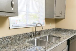 721 Barclay Ln, Birmingham AL  35206-1712 exterior