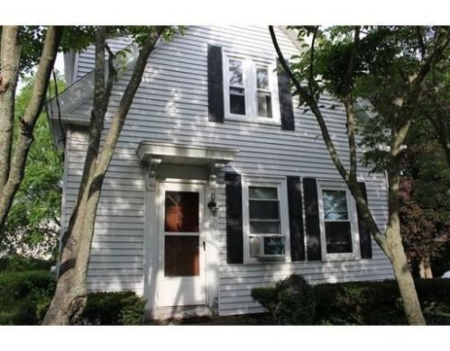 48 Day St, Whitman, MA 02382-2426
