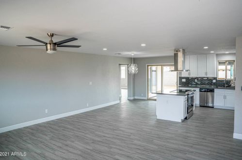 3643 Beverly Ln, Phoenix AZ 85032-3409 exterior