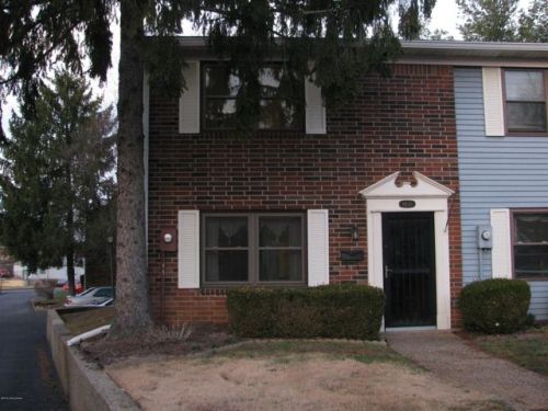 9830 Oakshire Dr, Louisville, KY 40299-3113