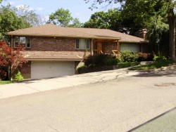 75 Cross Hill Rd, Newton, MA 02459-3120