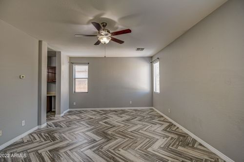 4217 73 Dr, Phoenix AZ 85033-2512 exterior