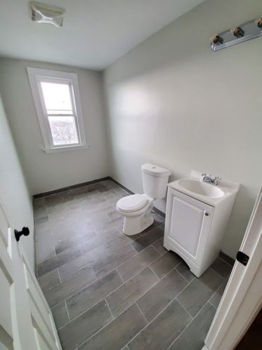 106 Clark Ave, Chelsea MA 02150-2136 exterior