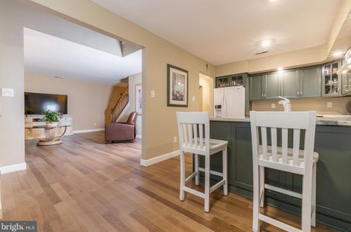 104 Cinnamon Rd, West Deptford NJ 08086-2400 exterior