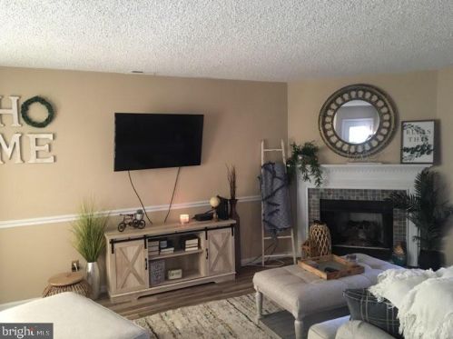 233 Balin Ct, West Deptford NJ  08051-2217 exterior