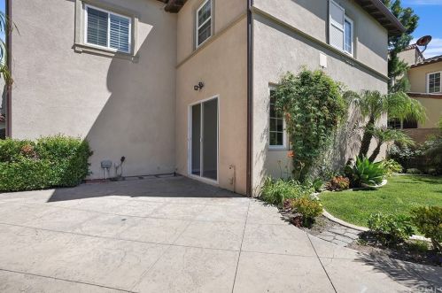21 Gardenpath, Irvine CA 92603-0156 exterior