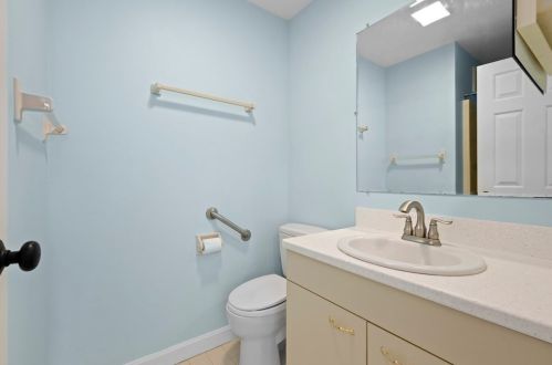 7 Mashie Way, North Reading MA 01864-3423 exterior