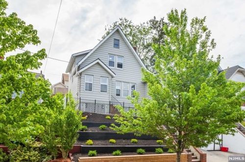 74 Nolton St, Belleville NJ  07109-2220 exterior