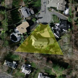 32 Laurus Ln, Newton MA 02459-3138 aerial view