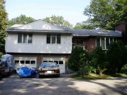 85 Valentine St, Newton, MA 02465-3019