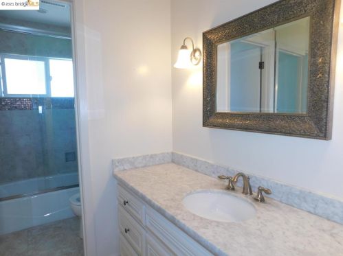 1612 View Dr, San Leandro CA  94577-5343 exterior