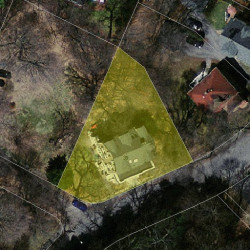 39 Hawthorne Ave, Newton MA  02466-2805 aerial view