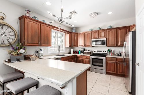 5209 16th Dr, Phoenix AZ  85015-9003 exterior