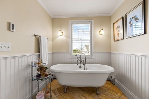 17 Bel Air Rd, Hingham MA 02043-1210 exterior