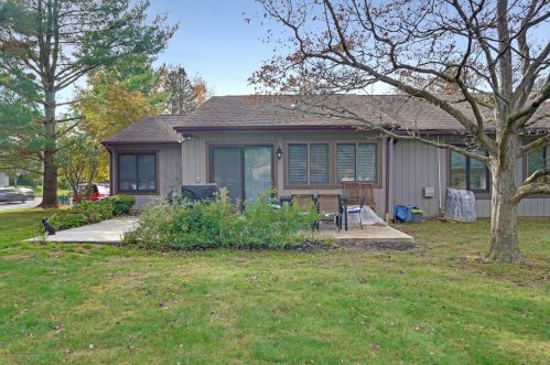 10 Concord Ct, Tinton Falls NJ 07701-5414 exterior