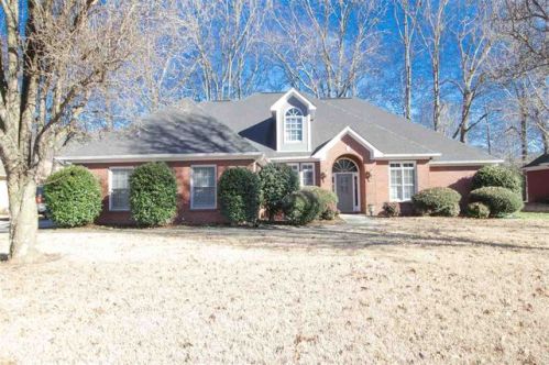 120 Cheval Blvd, Brownsboro AL  35741-9108 exterior