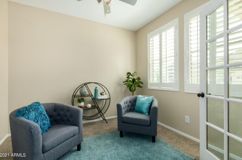 1668 Cielo Grande Ave, Phoenix AZ 85024-7554 exterior