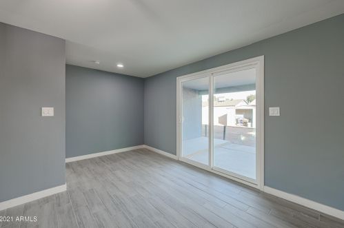 2201 65 Dr, Phoenix AZ 85033-1605 exterior