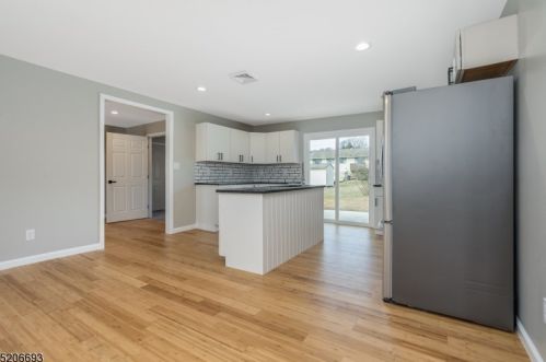 9 Clarkson St, Milford NJ  08848-1534 exterior