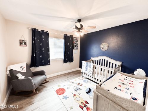 3251 Charleston Ave, Phoenix AZ 85032-1595 exterior