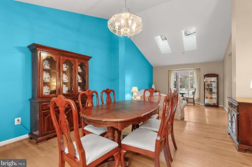 9757 Polished Stone, Columbia MD 21046-2802 exterior