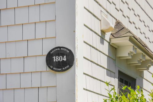 40 Main St, Falmouth MA 02540-3129 exterior