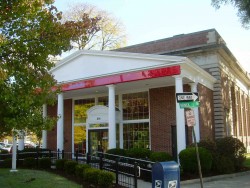 808 Beacon St, Newton, MA 02459-1963