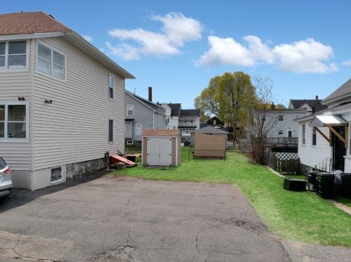 81 Lowell St, Methuen MA 01844-3615 exterior