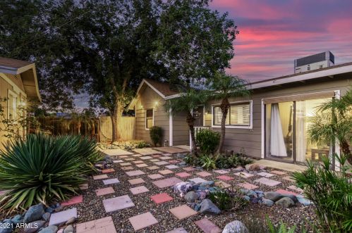 18824 30th St, Phoenix AZ  85050-3412 exterior