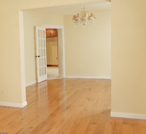 208 Seeley Ave, Kearny NJ  07032-3730 exterior