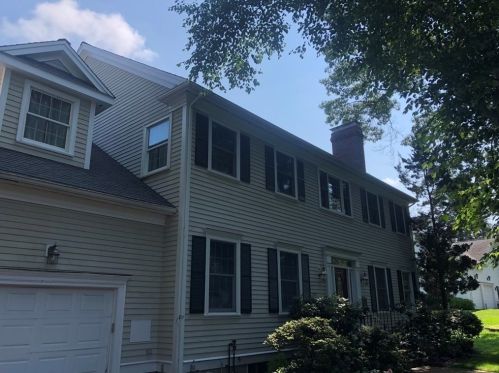 143 Stanton Ave, Newton, MA 02466-3005