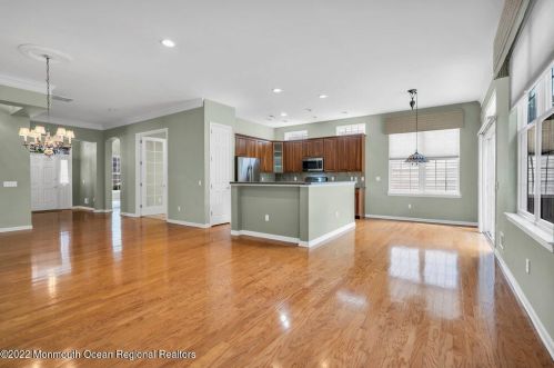 33 Crooked Stick Rd, Jackson Twp NJ 08527-4032 exterior