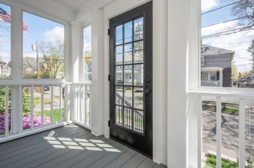 29 Harold St, Milton, MA 02186-2714