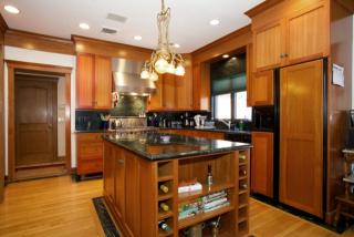 10 Lambs Ln, Cresskill NJ  07626-2250 exterior