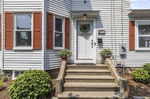 16 Swan St, Beverly, MA 01915-3120