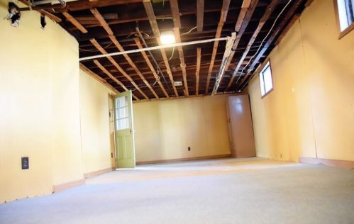 76 Henry St, Quincy MA 02171-2065 exterior