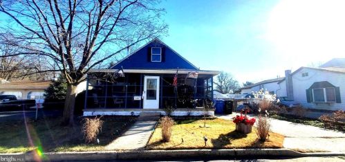 1349 Burkett Ave, West Deptford, NJ 08093-1916