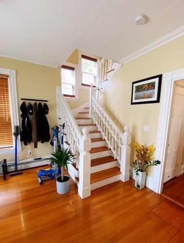 54 Grand View Ave, Quincy MA  02170-3302 exterior